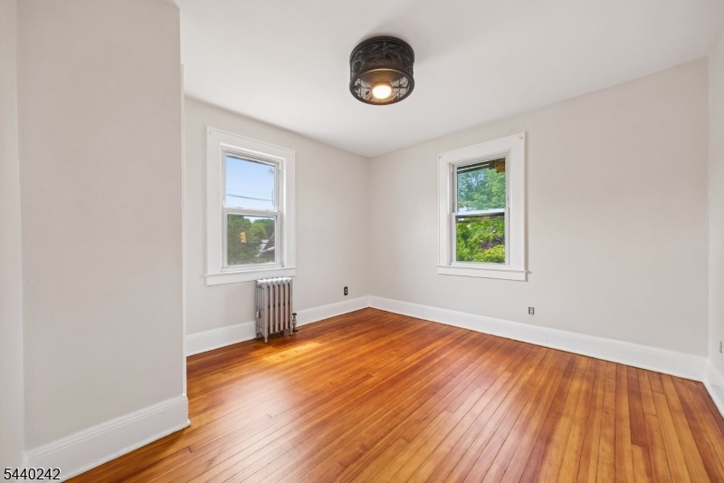 659 Raritan Rd
