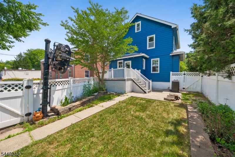 659 Raritan Rd