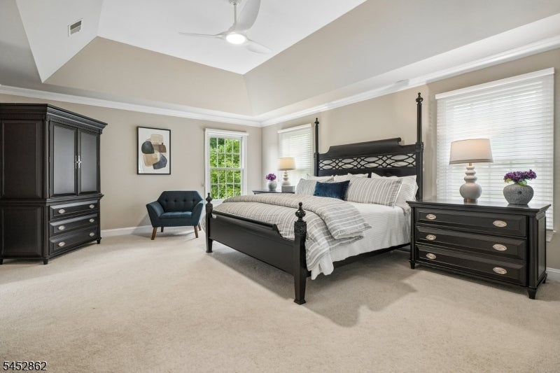 3 Forest Hill Dr