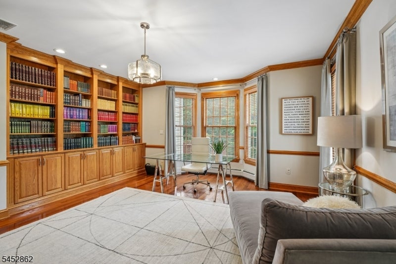 3 Forest Hill Dr