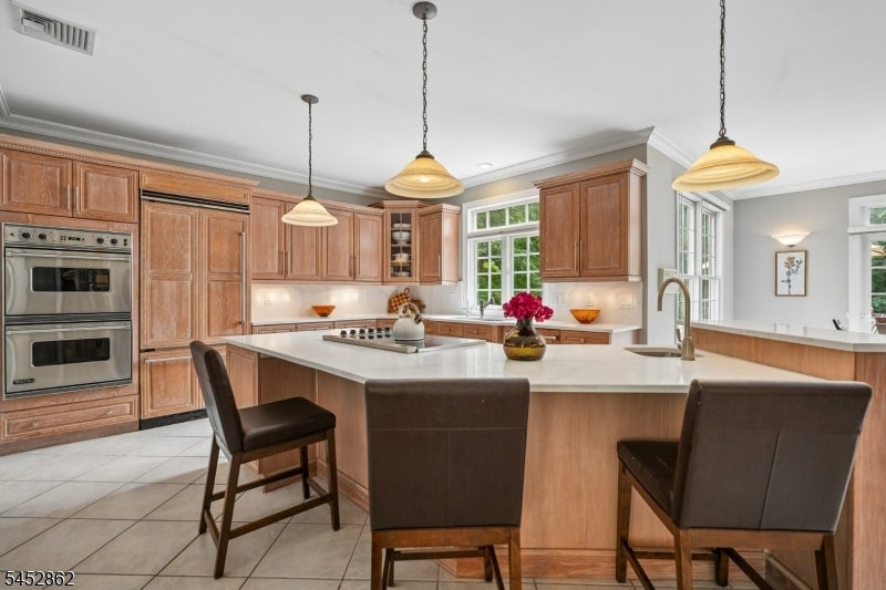3 Forest Hill Dr