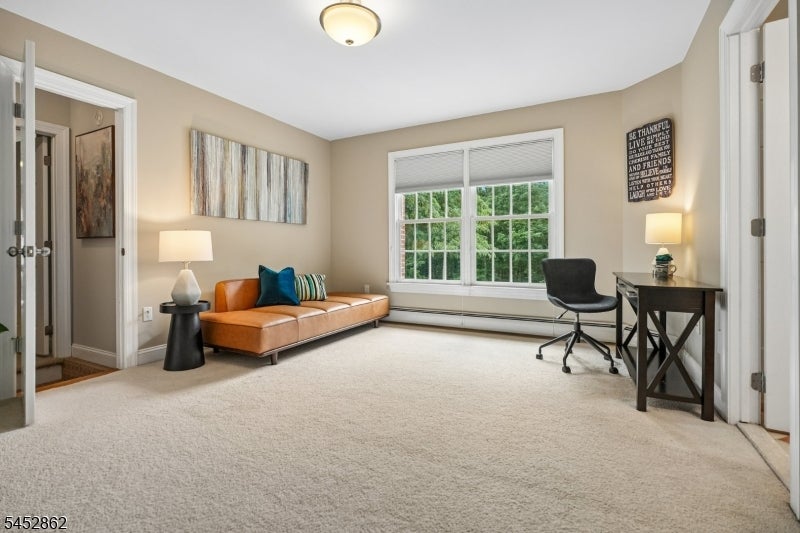 3 Forest Hill Dr