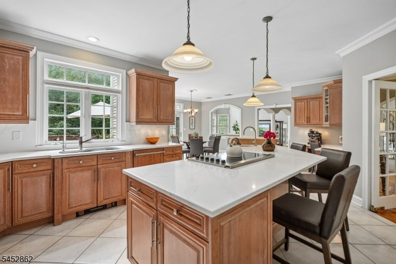 3 Forest Hill Dr