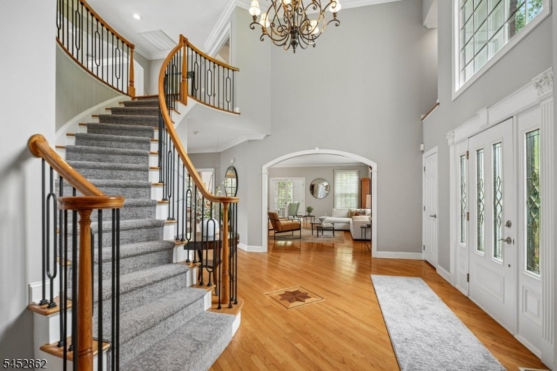 3 Forest Hill Dr