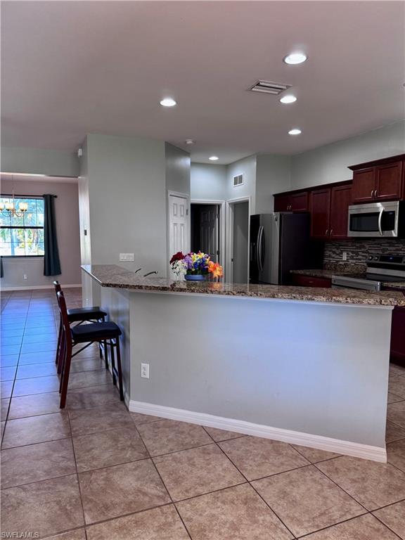 2322 SW 27th ST