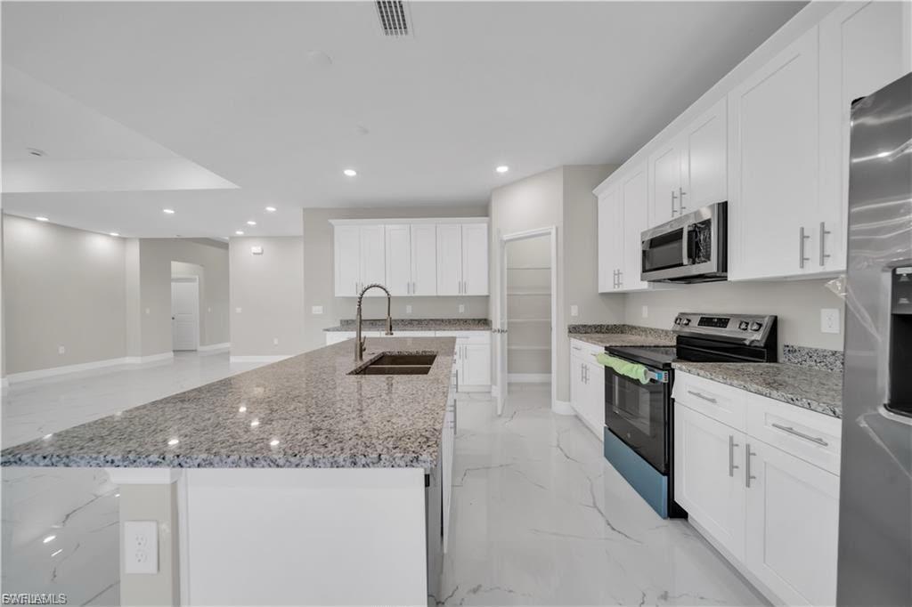 543 McArthur BLVD