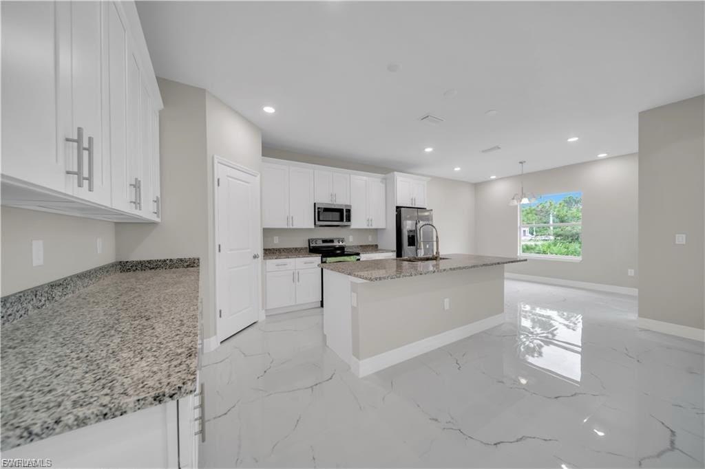 543 McArthur BLVD