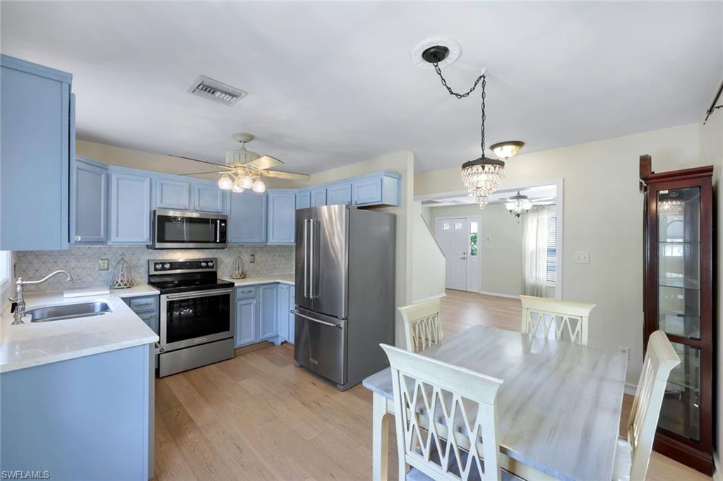 350 Leawood CIR
