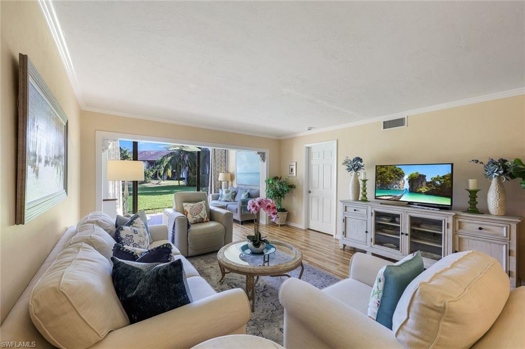 940 Palm View DR # 115
