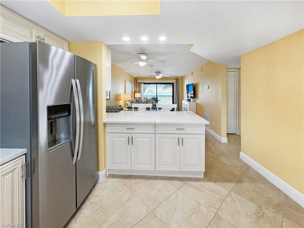 4770 Estero BLVD # 203