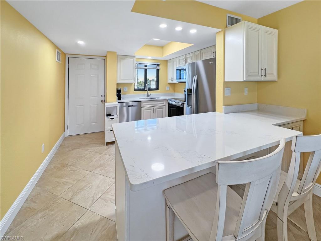 4770 Estero BLVD # 203