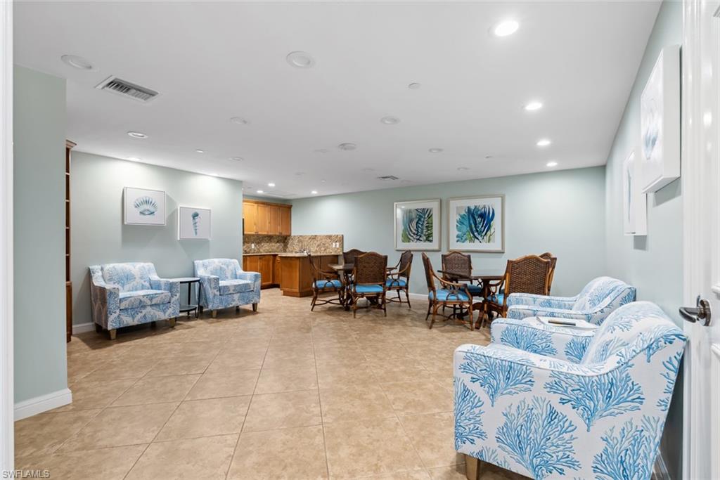 990 Cape Marco DR # 707