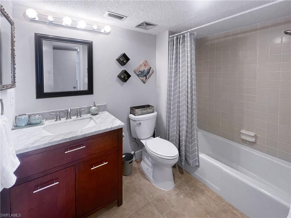 8401 Estero BLVD # 304