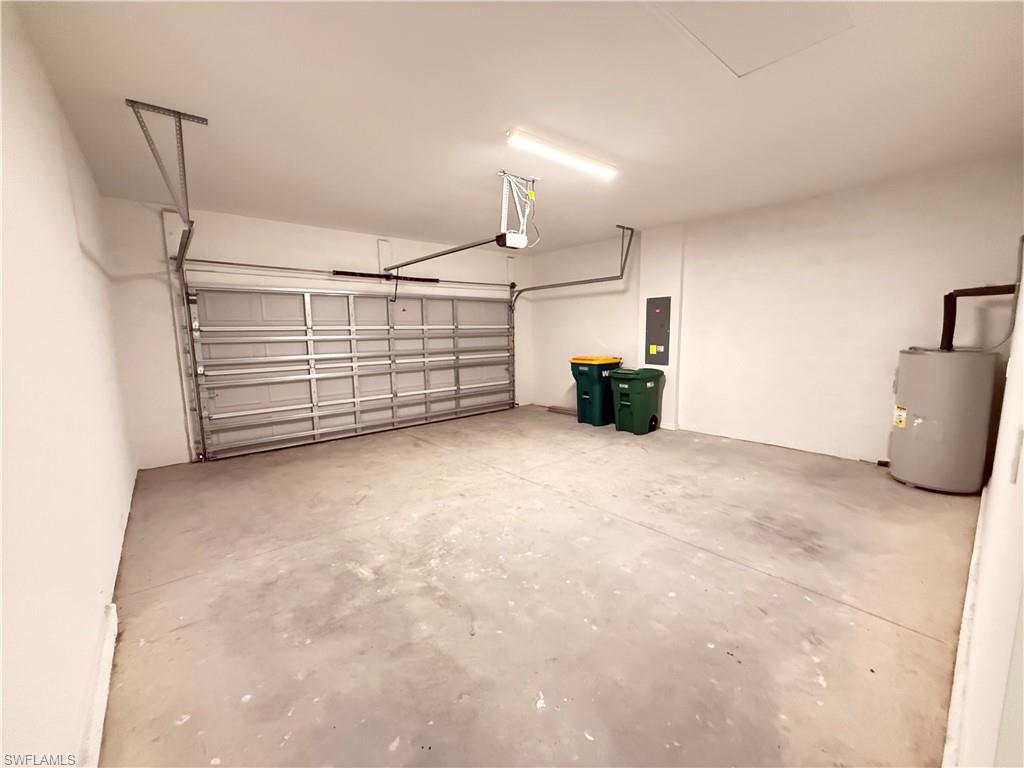 2357 Avocado LN