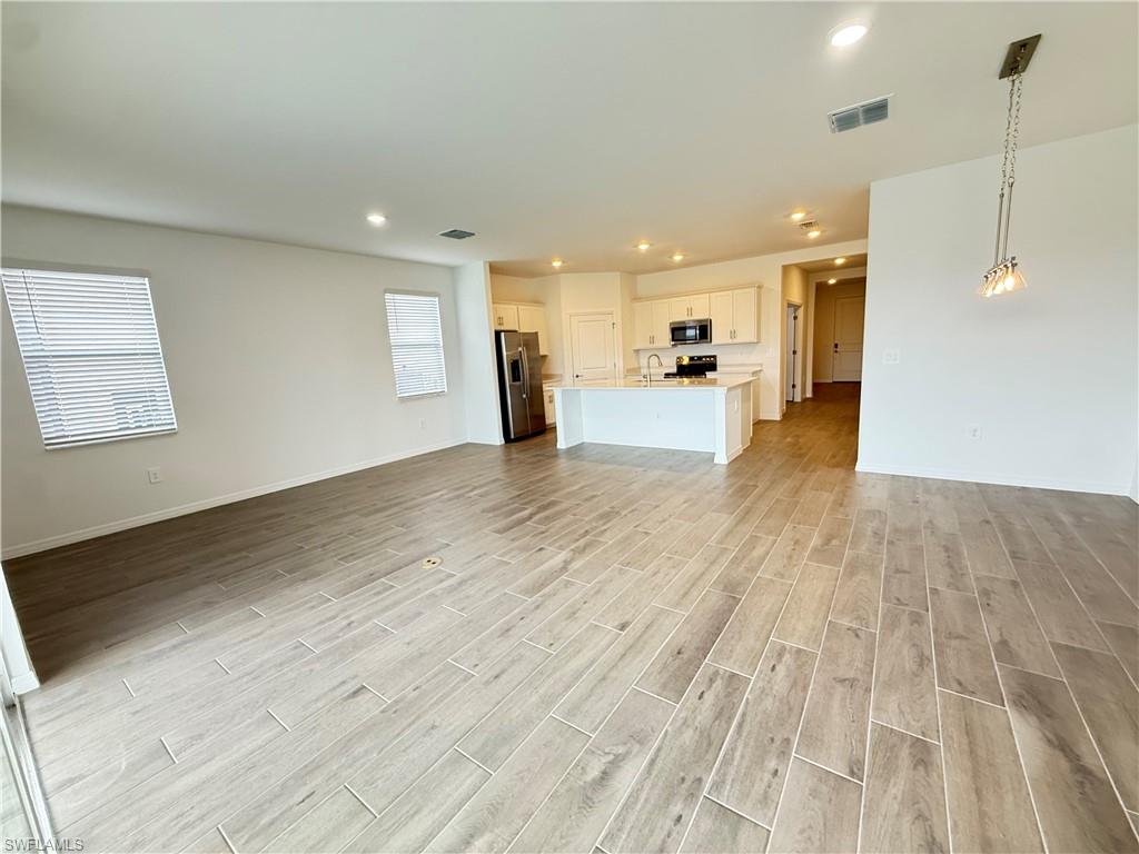 2357 Avocado LN