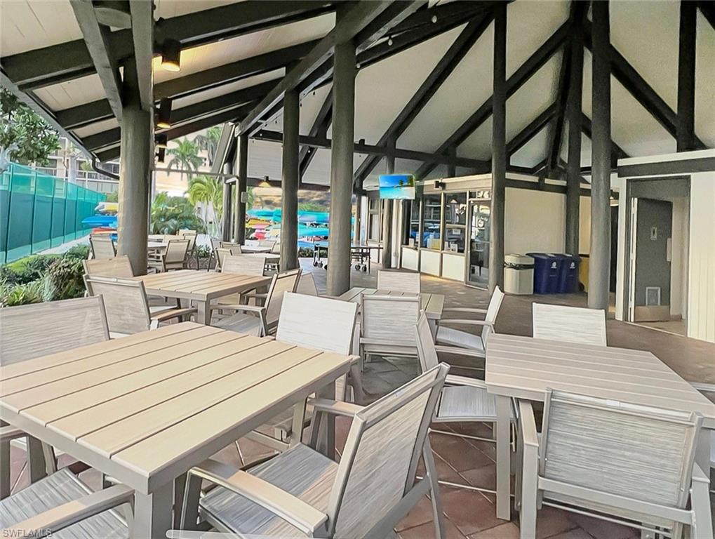 320 Seaview CT # 608, MARCO ISLAND Unit: 2-608