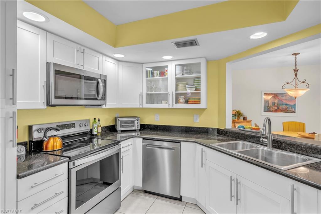 601 Beachwalk CIR # L101