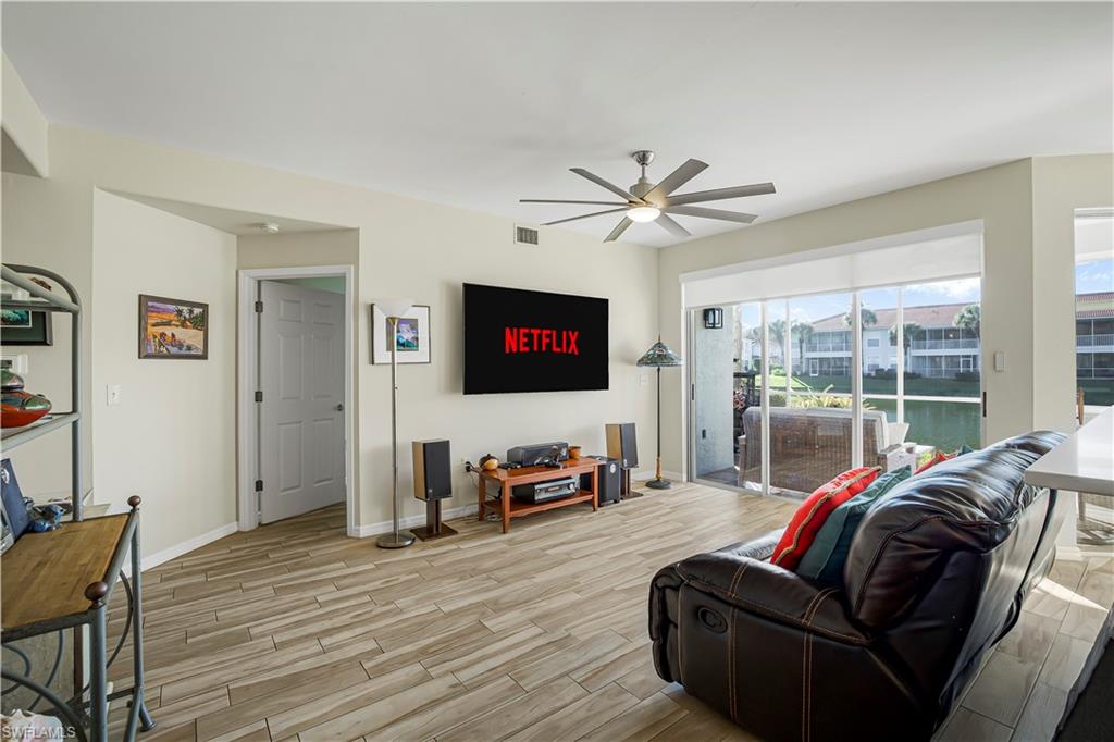 2220 Arielle DR # 2006