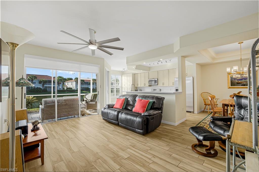 2220 Arielle DR # 2006