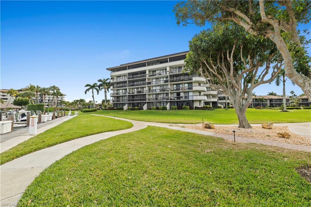 651 Seaview CT # B212