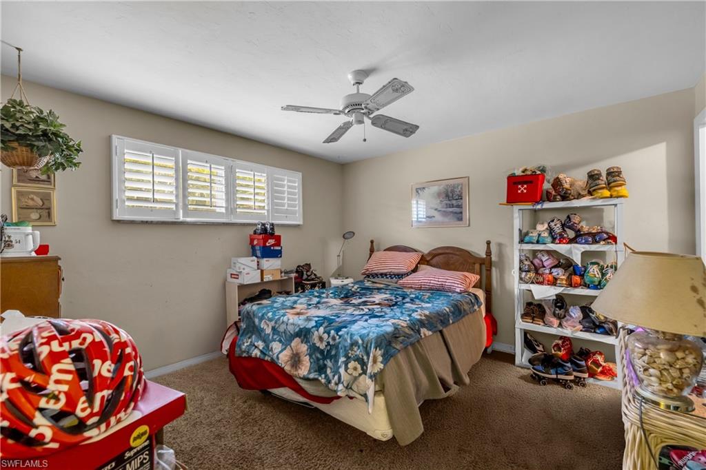 690 Murex DR