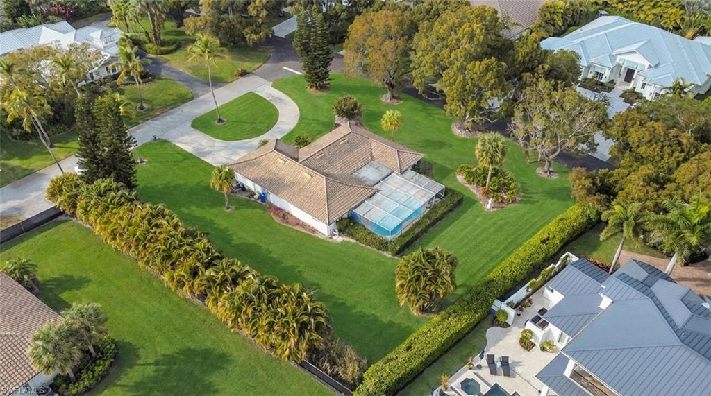 690 Murex DR