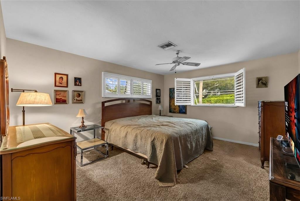690 Murex DR