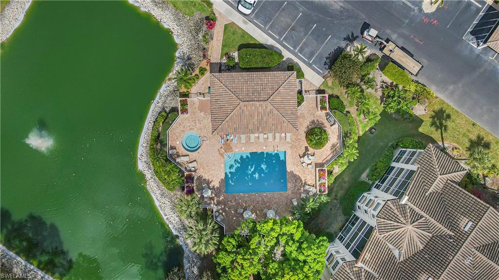 6045 Chardonnay LN 302