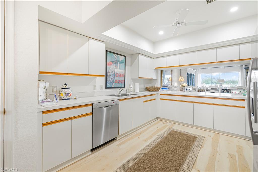 6045 Chardonnay LN 302