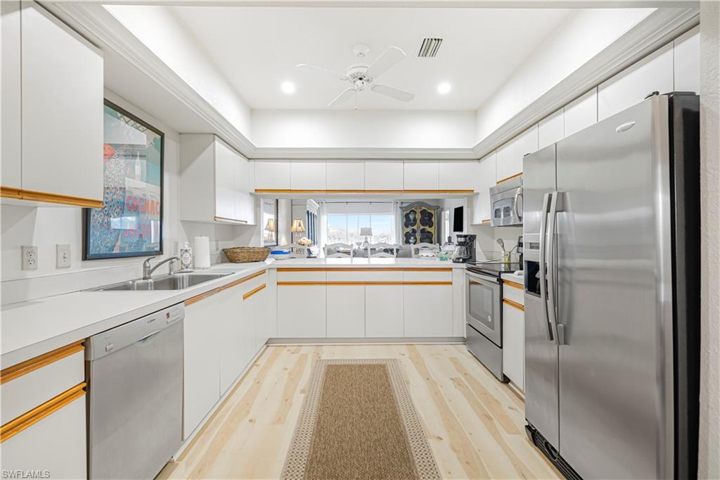 6045 Chardonnay LN 302