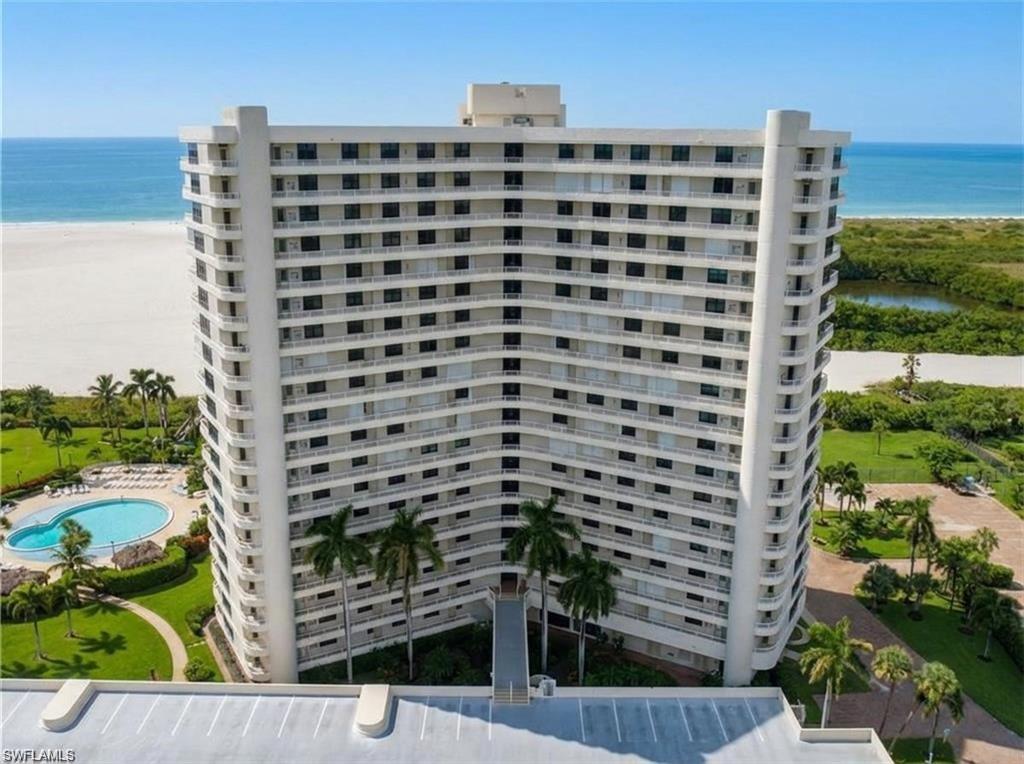 320 Seaview CT 608