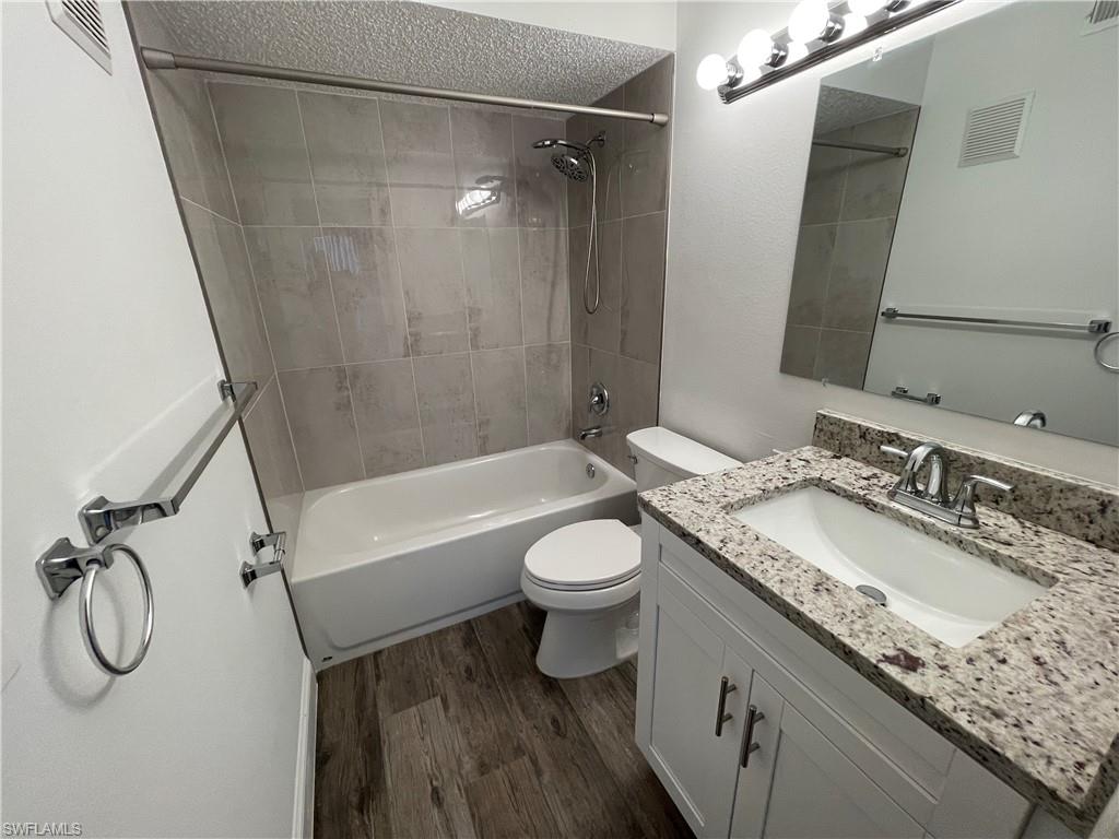 2190 Arbour Walk CIR 2216