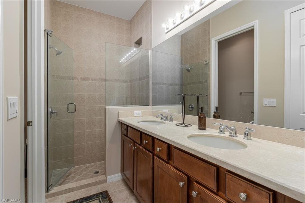 1325 Oceania DR N 6