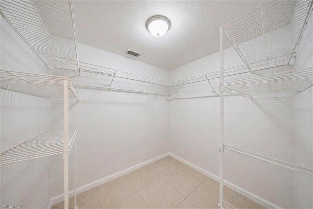 5767 Deauville CIR D106