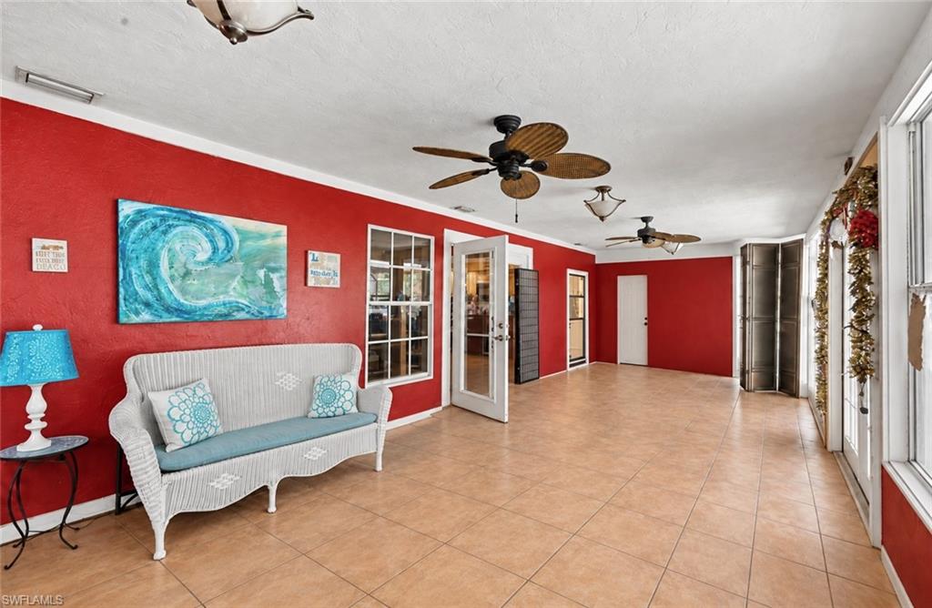 6200 Sea Grass LN