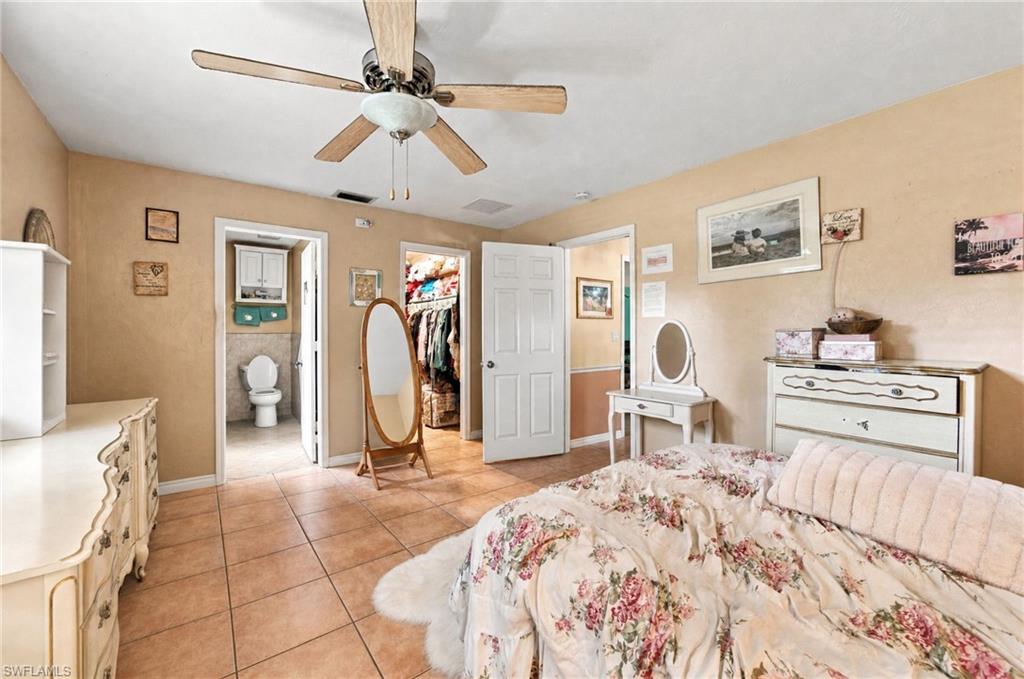 6200 Sea Grass LN