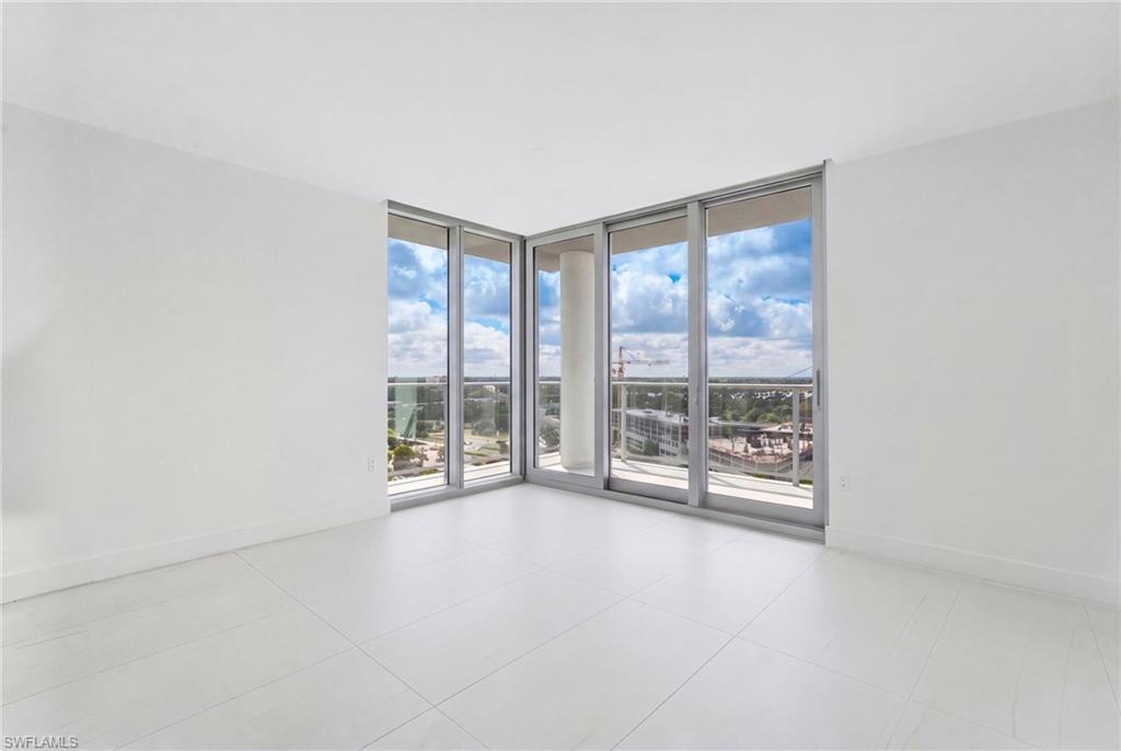1925 Metropolitan BLVD 1204