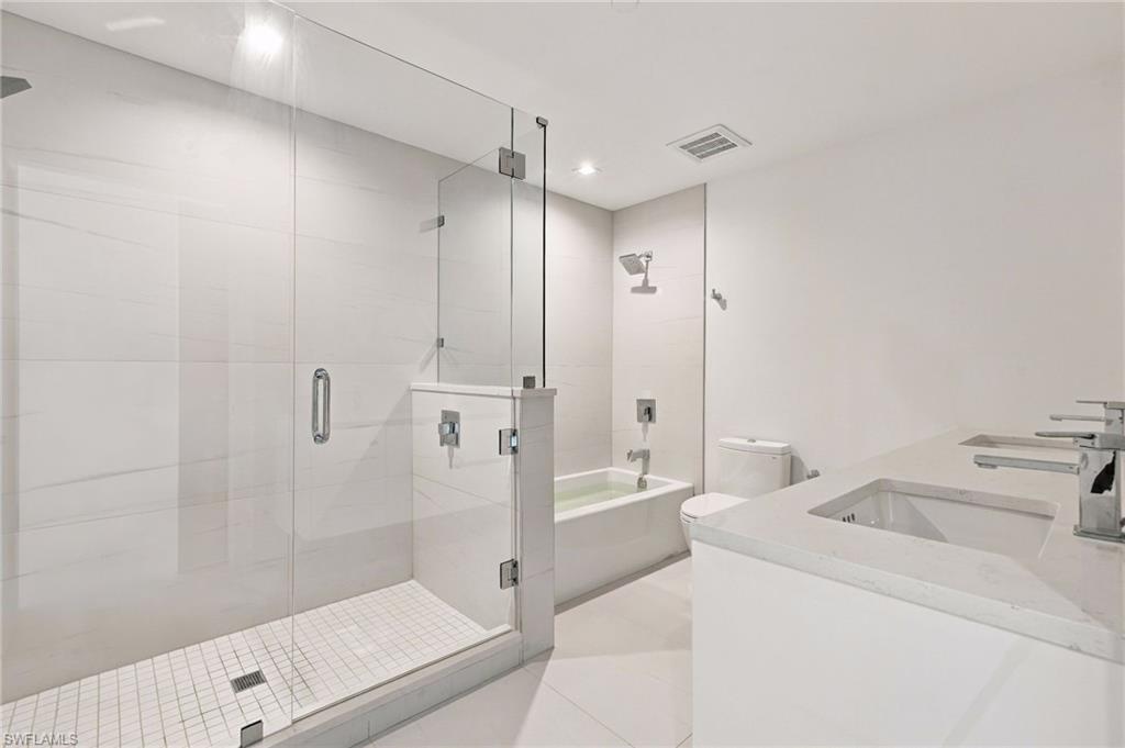 1925 Metropolitan BLVD 1204