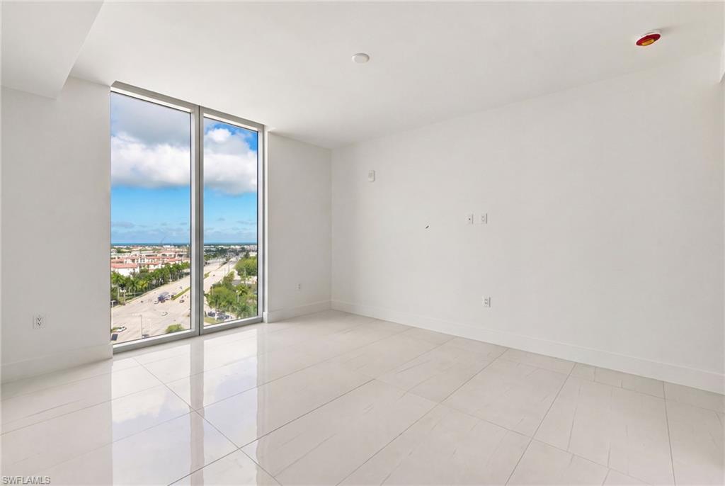 1925 Metropolitan BLVD 1204