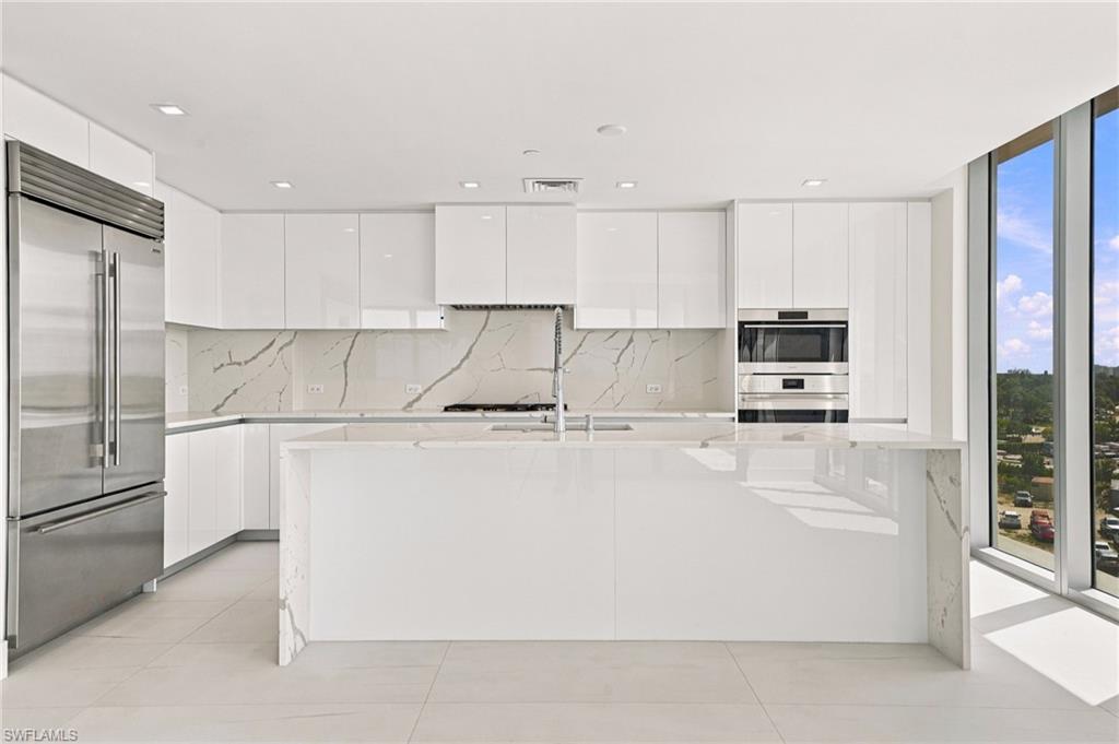1925 Metropolitan BLVD 1204