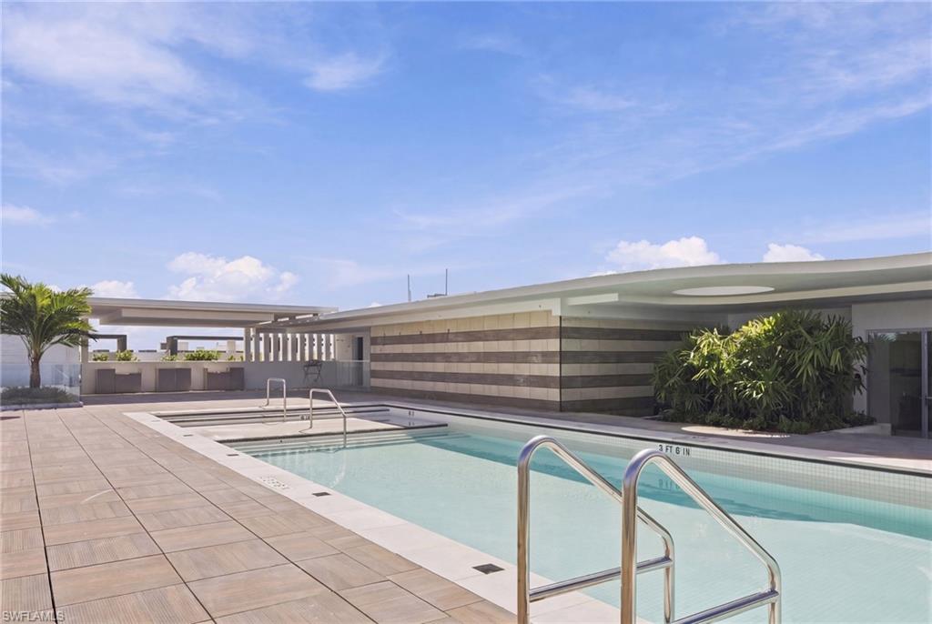 1925 Metropolitan BLVD 1204