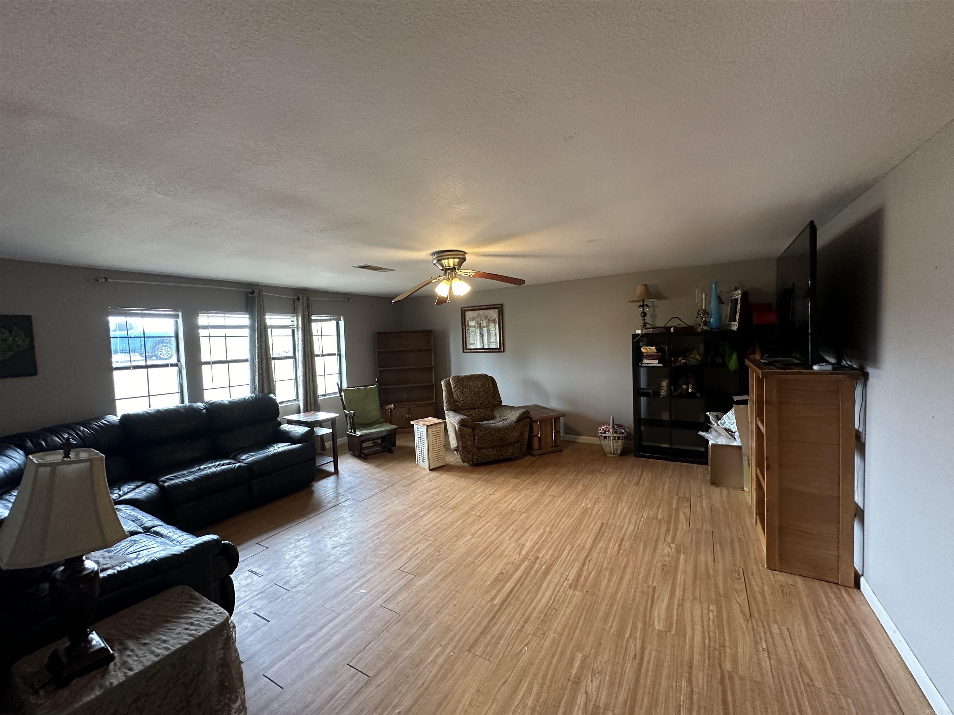 10306 Lowe Lane