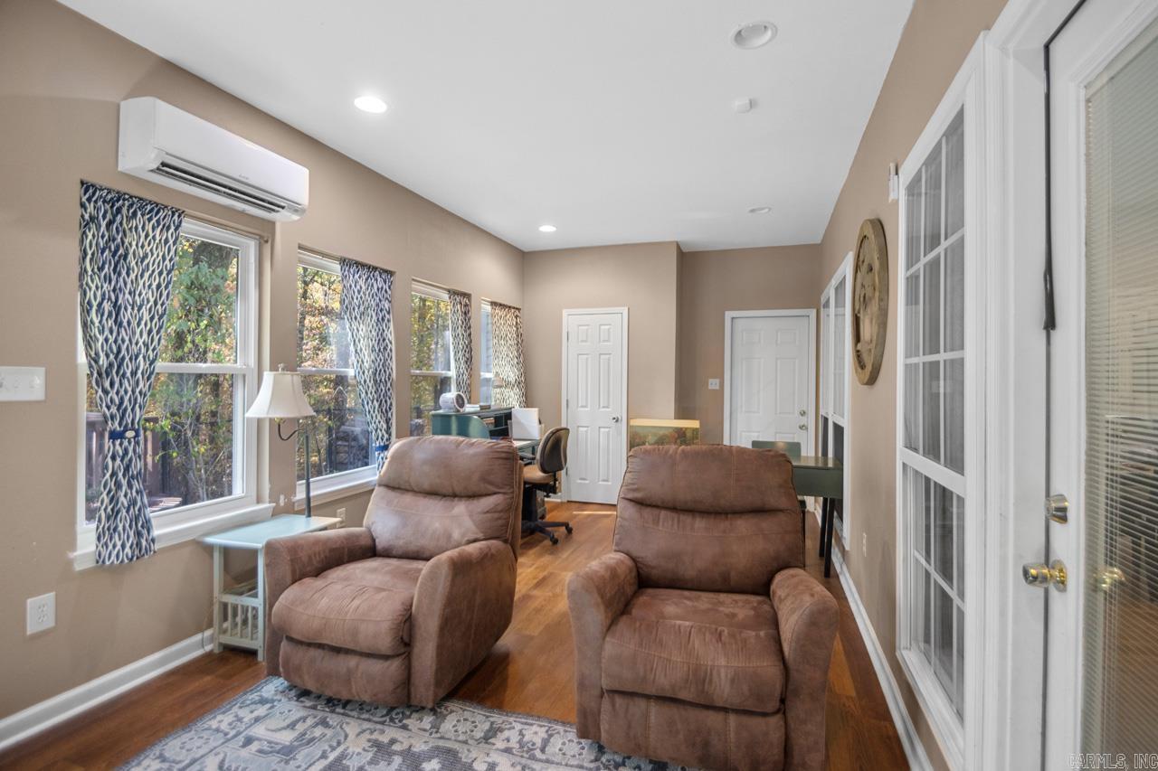 1011 Salina Springs Cove