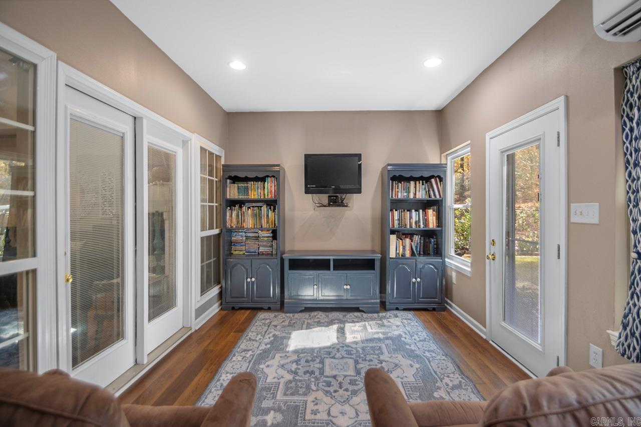 1011 Salina Springs Cove