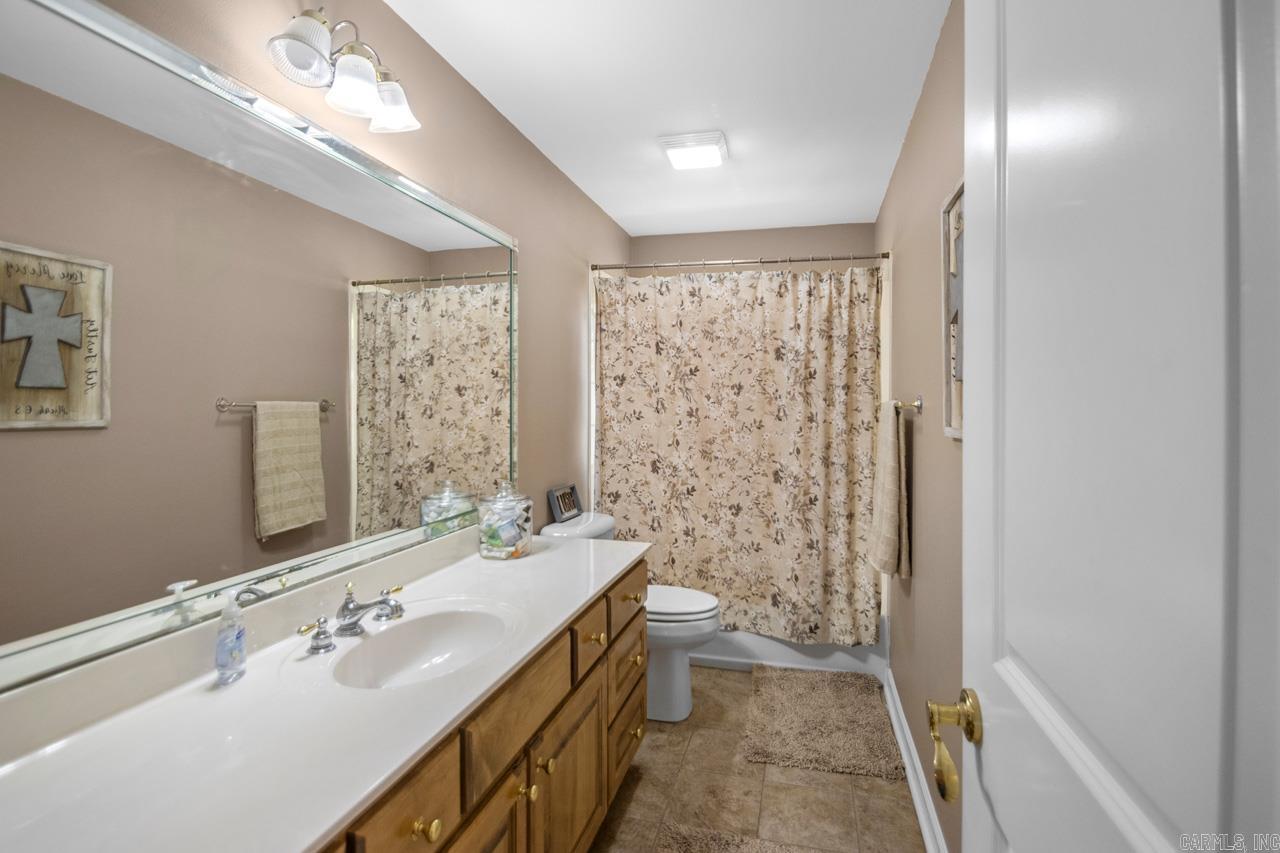 1011 Salina Springs Cove