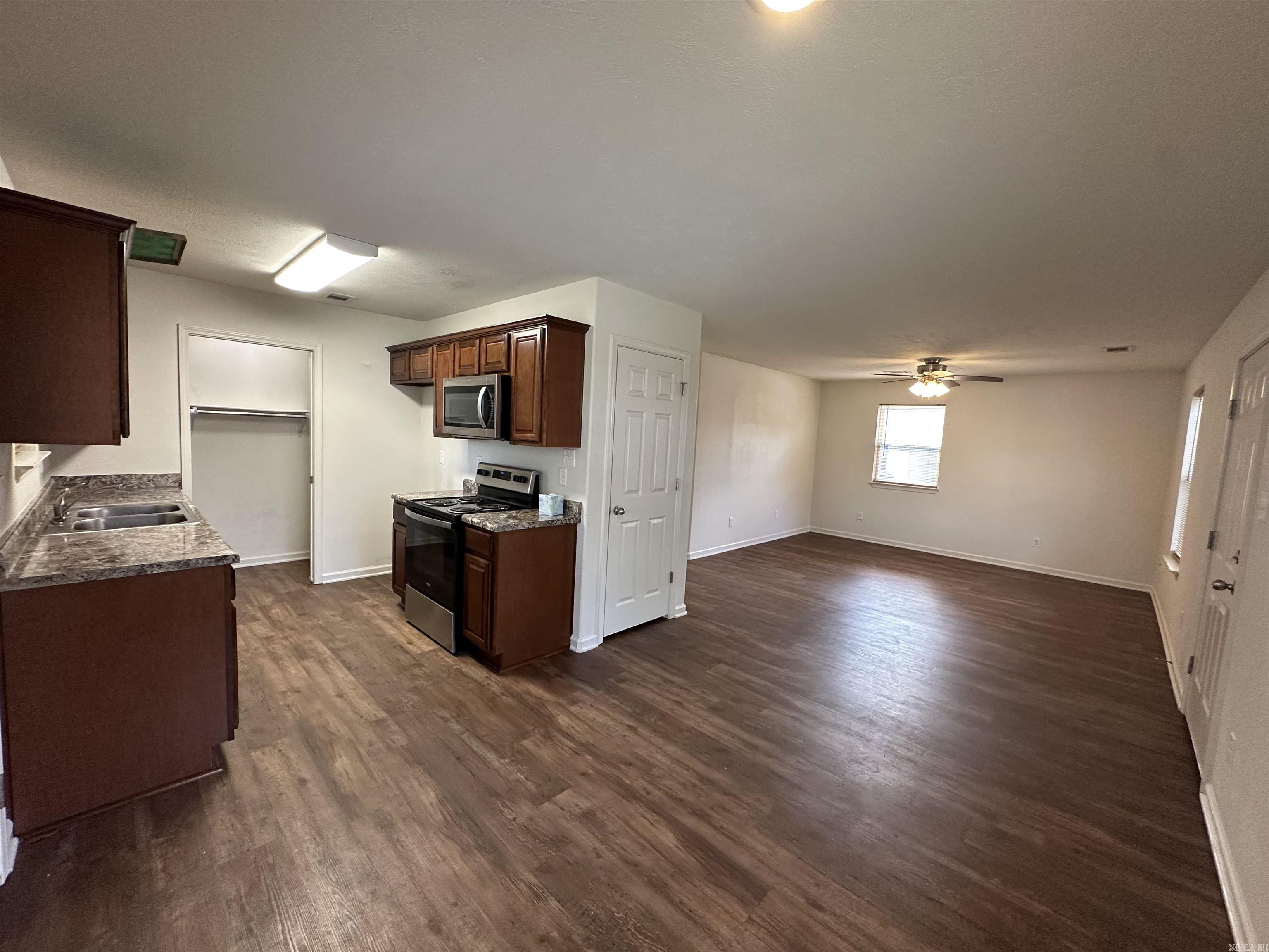 726 Huckaby Lane