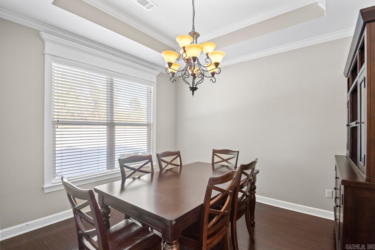 10517 W Sardis