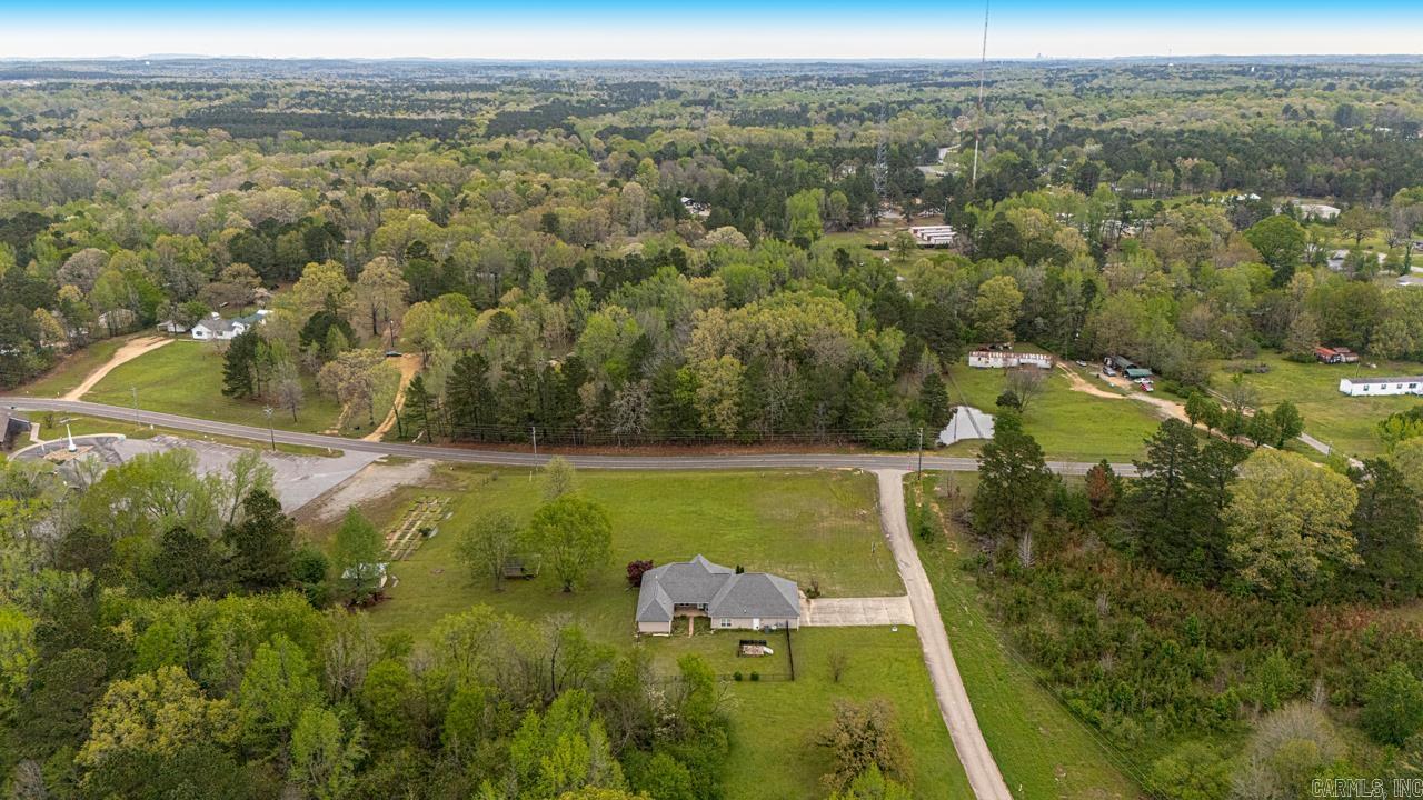 10517 W Sardis