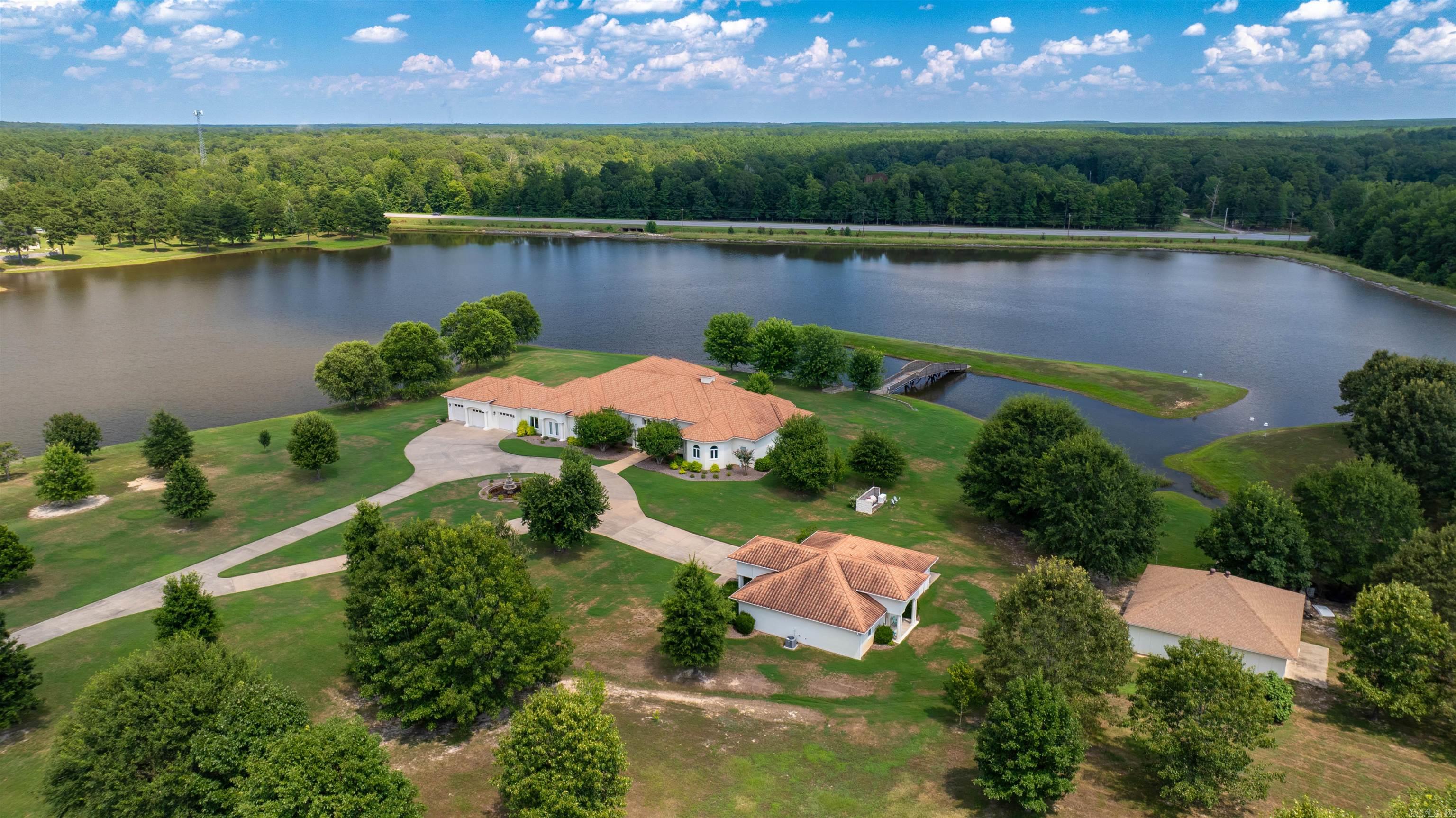 5300 Pleasant Lake Drive