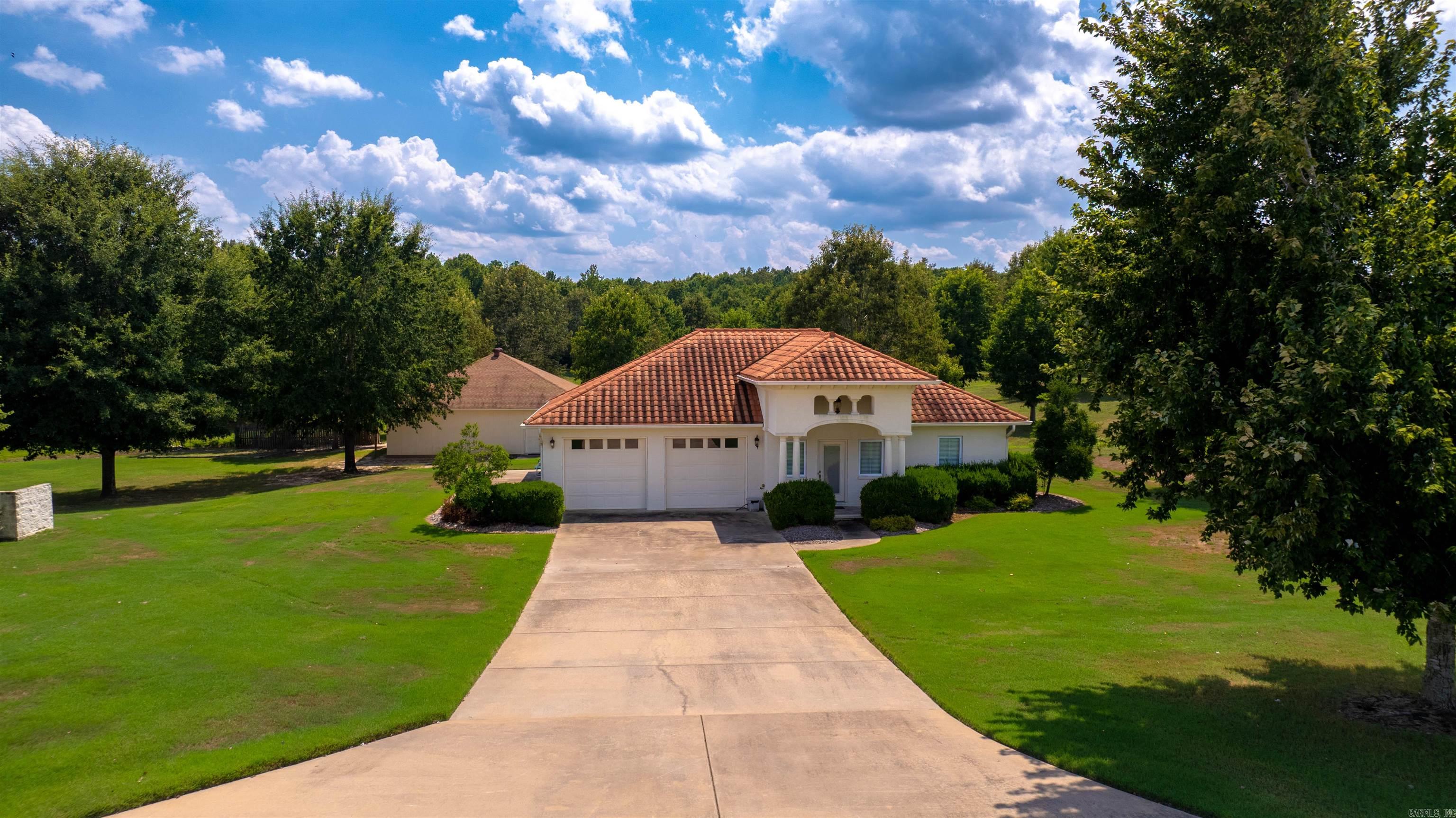 5300 Pleasant Lake Drive